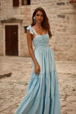 Arwa Dress -Highend Dresses 103 c7669f70 7ec0 4f8a 8834 3ab2a9264dd4