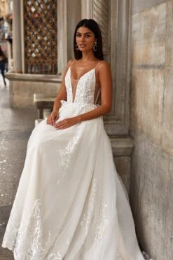 Ela Gown -Highend Dresses 119 6498fe1d c78d 4eb1 ab4a c55c6355363b