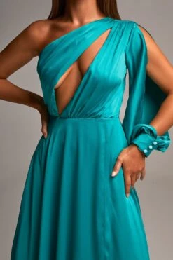 Naila Dress -Highend Dresses 11 8f305300 2852 4288 a3cb 4793dbd3fd4b