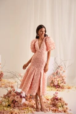 Simona Dress -Highend Dresses 11 e29b2ea4 931f 44ab 8853 8ae43cbe7558