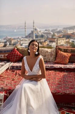 Aiyla Gown -Highend Dresses 12 29ac5315 a5be 4577 b041 e38d0af64637