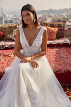 Aiyla Gown -Highend Dresses 13 d88cb453 4b56 43c2 885b 67665b7a9e72