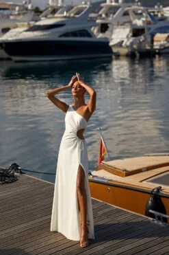 Rialda Dress -Highend Dresses 32 731bff00 85c3 46dc 89d4 aac5ef7559a6