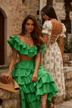 Tia Set -Highend Dresses 39 509f2796 7c3e 49fc 9e3b ebb509ba4e52