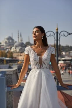 Emiri Gown -Highend Dresses 41 2ac1924c 10bb 411e 92c9 965f44f29dd4