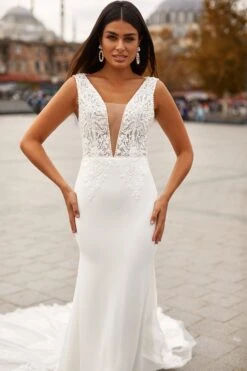 Nazan Gown -Highend Dresses 43 37b8982d b33d 4f97 aa0a d26d4c1dfe83