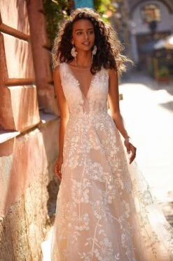 Claudine Gown -Highend Dresses 6 a3c2735c 5ae5 4c38 9e67 64212055bdb9