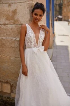 Martha Gown -Highend Dresses 70 0f639197 4177 4cc4 8171 e5b1b50bd717