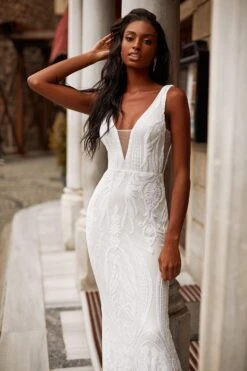 Meghan - White -Highend Dresses 92 3d54ba6c b5aa 427f b1f8 806b49859bb8