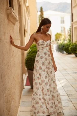 Dinora Dress -Highend Dresses 94 c3e554ef 4b79 4bc0 a3f6 2248b9dc690d