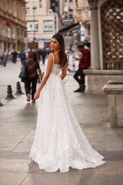 Cemile Gown -Highend Dresses 9 6a2b32b6 f0ab 4875 9e2b 95b49b299f99